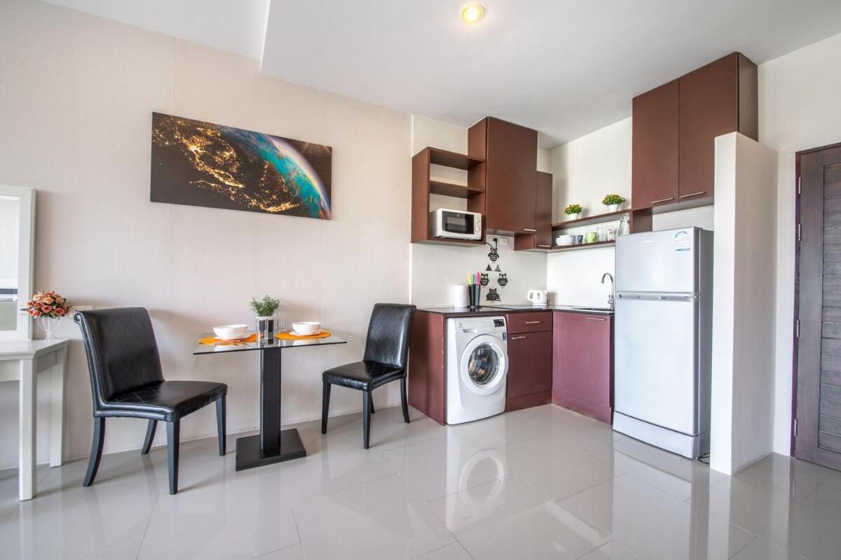 Sea View Chic Apartment