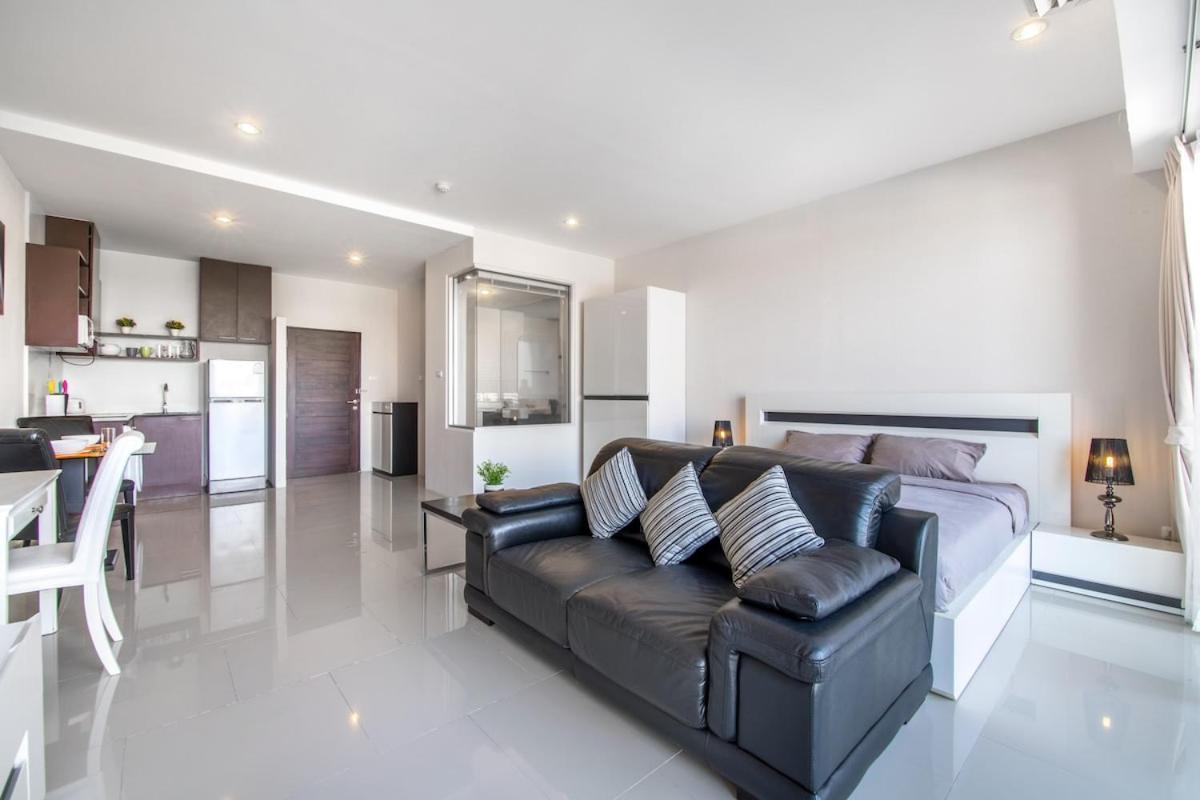 Sea View Chic Apartment