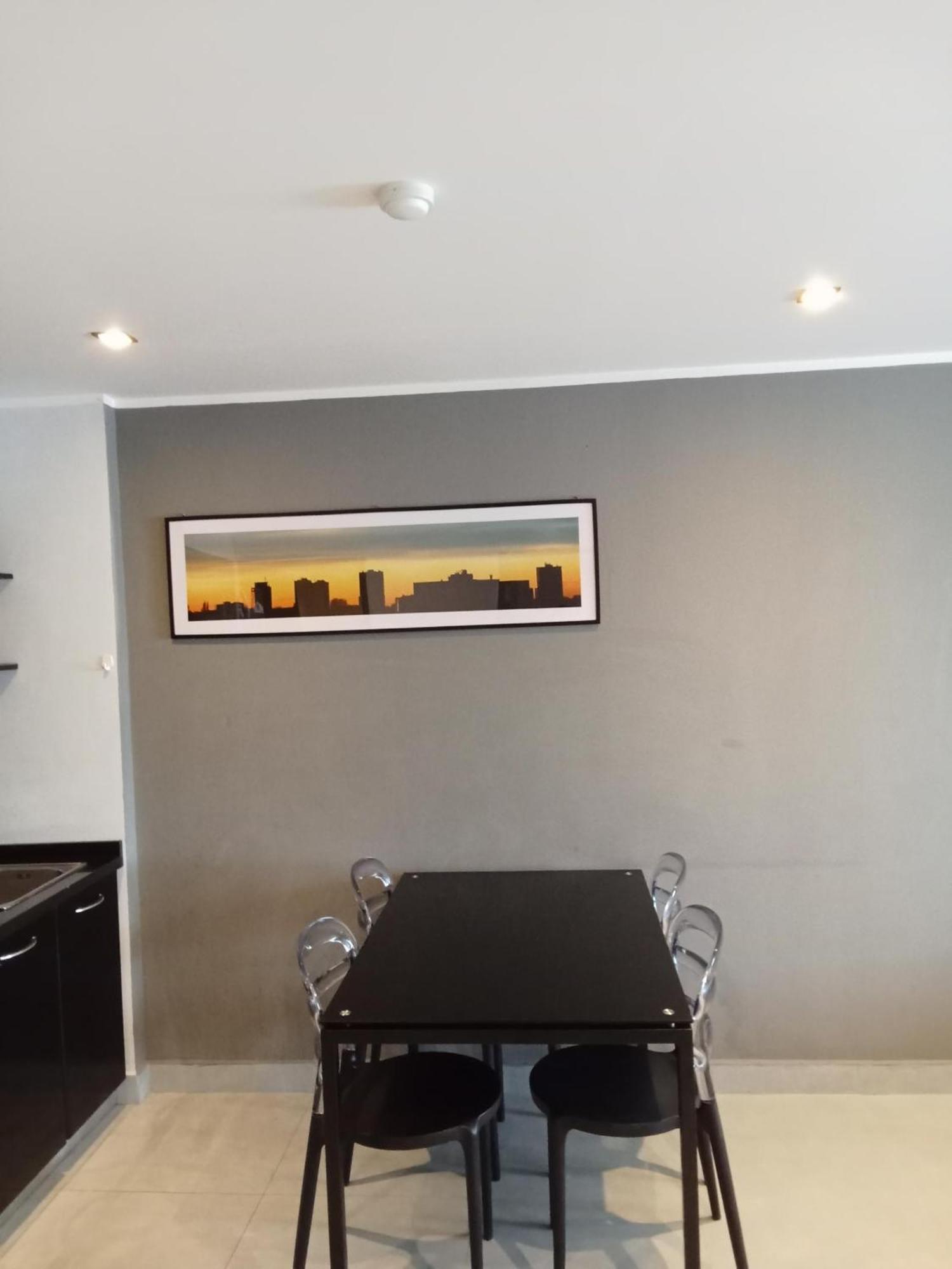 Apartment Well Located Condo-1br T1-nv-203