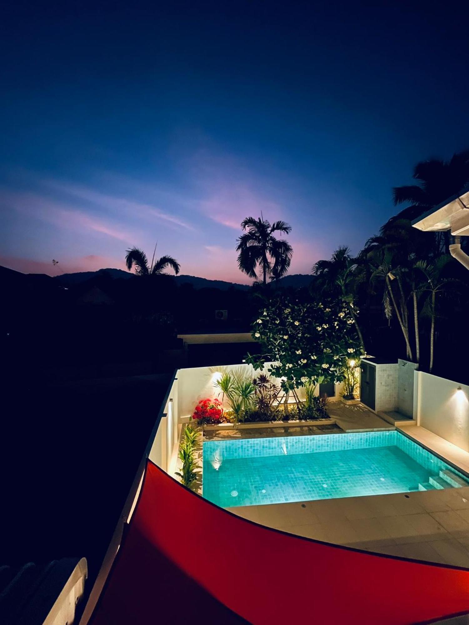 Blue Sunshine Villa