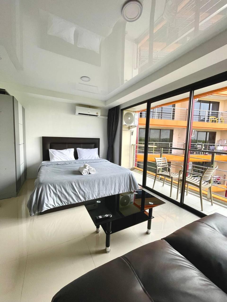 Apartment Coasltal Ban Mai Chalae