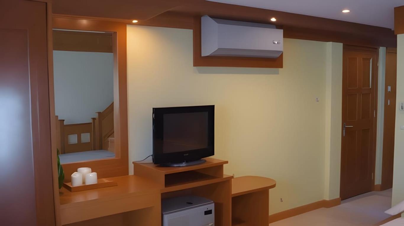 Hotel Hack Patong
