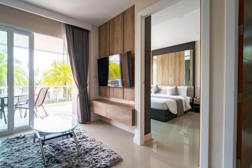 Tropical Pool View Babylon Sky M205 - Apartment *
