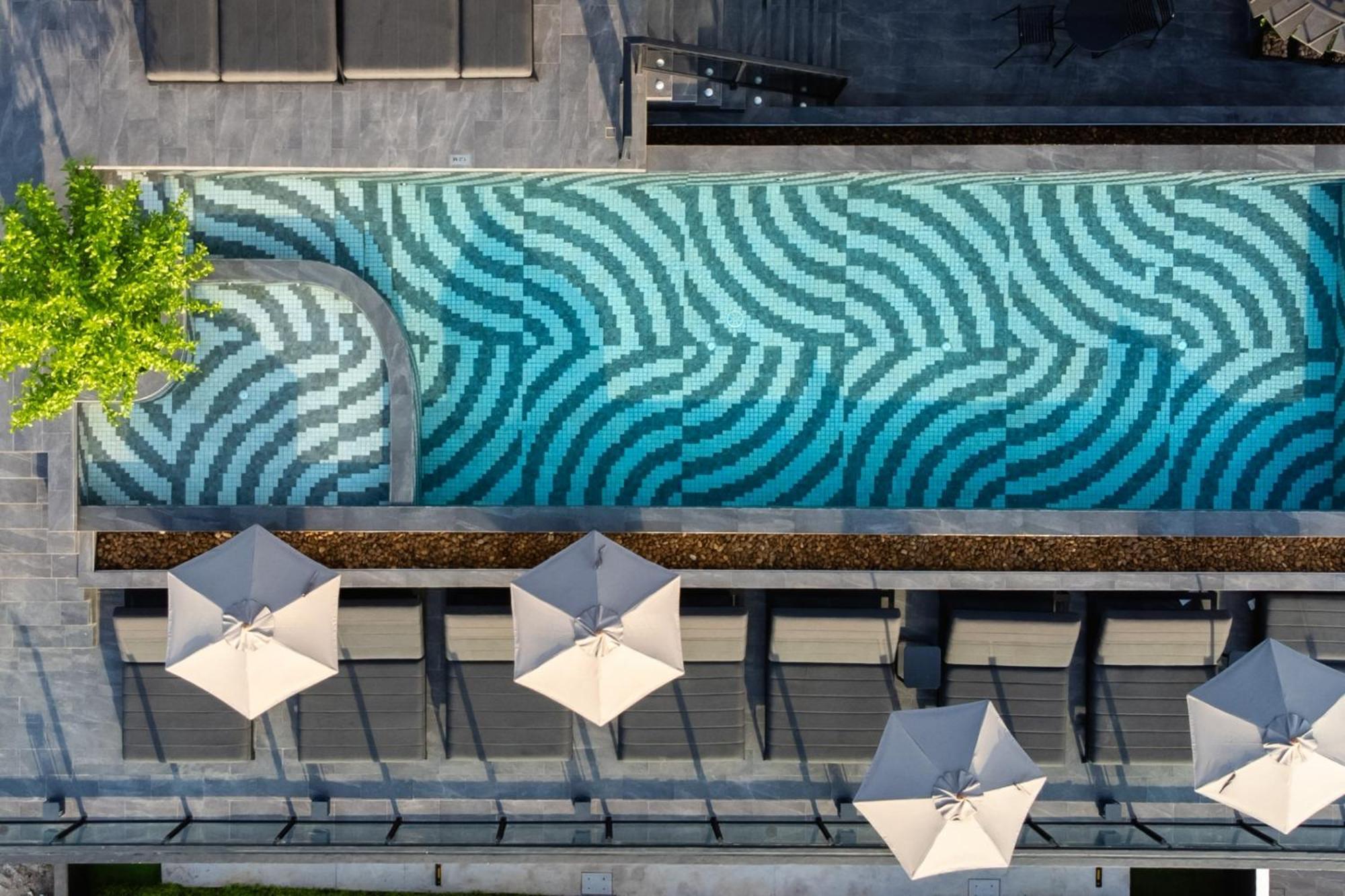Blu Monkey Hub And Laguna, Bangtao Phuket 4*