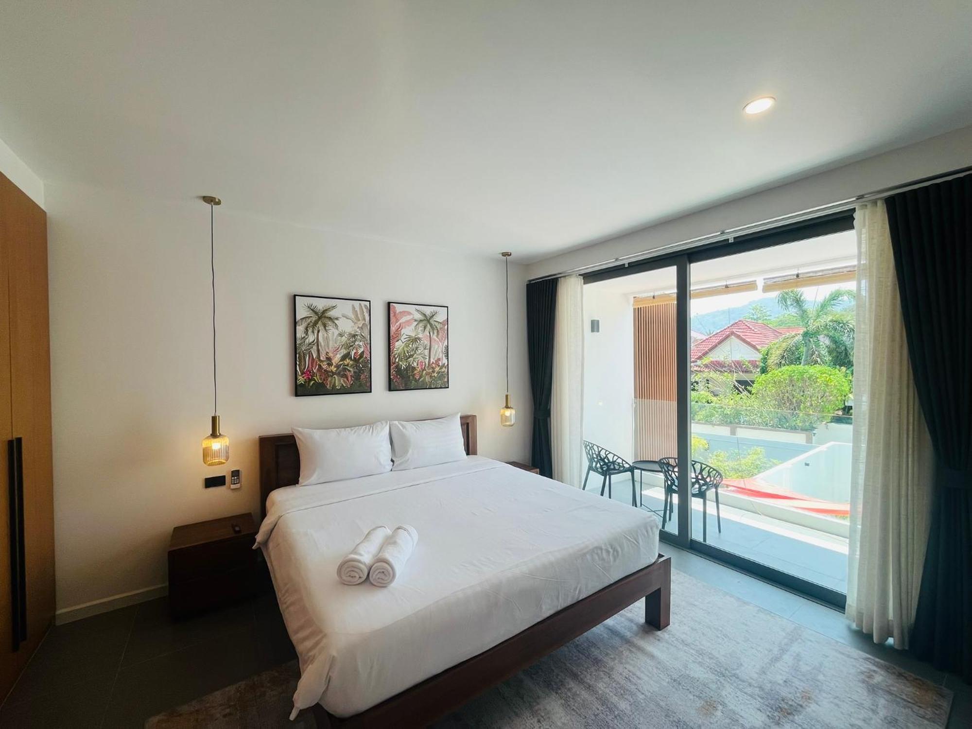 Blue Sunshine Villa