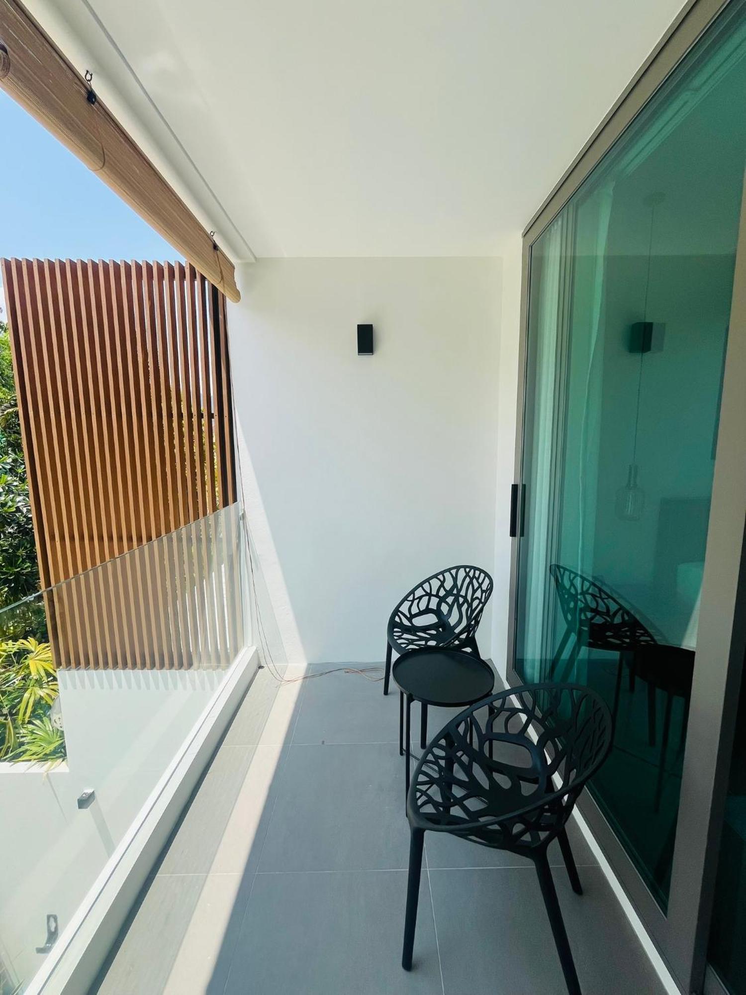Blue Sunshine Villa