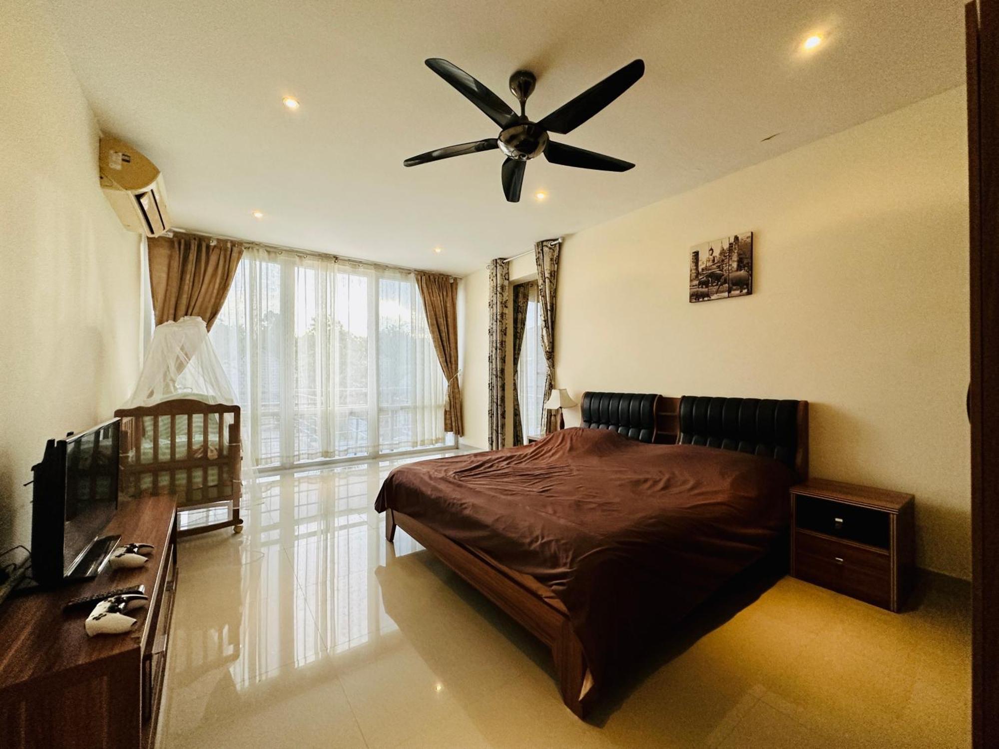 3bd & Pool - - Nai Harn Villa