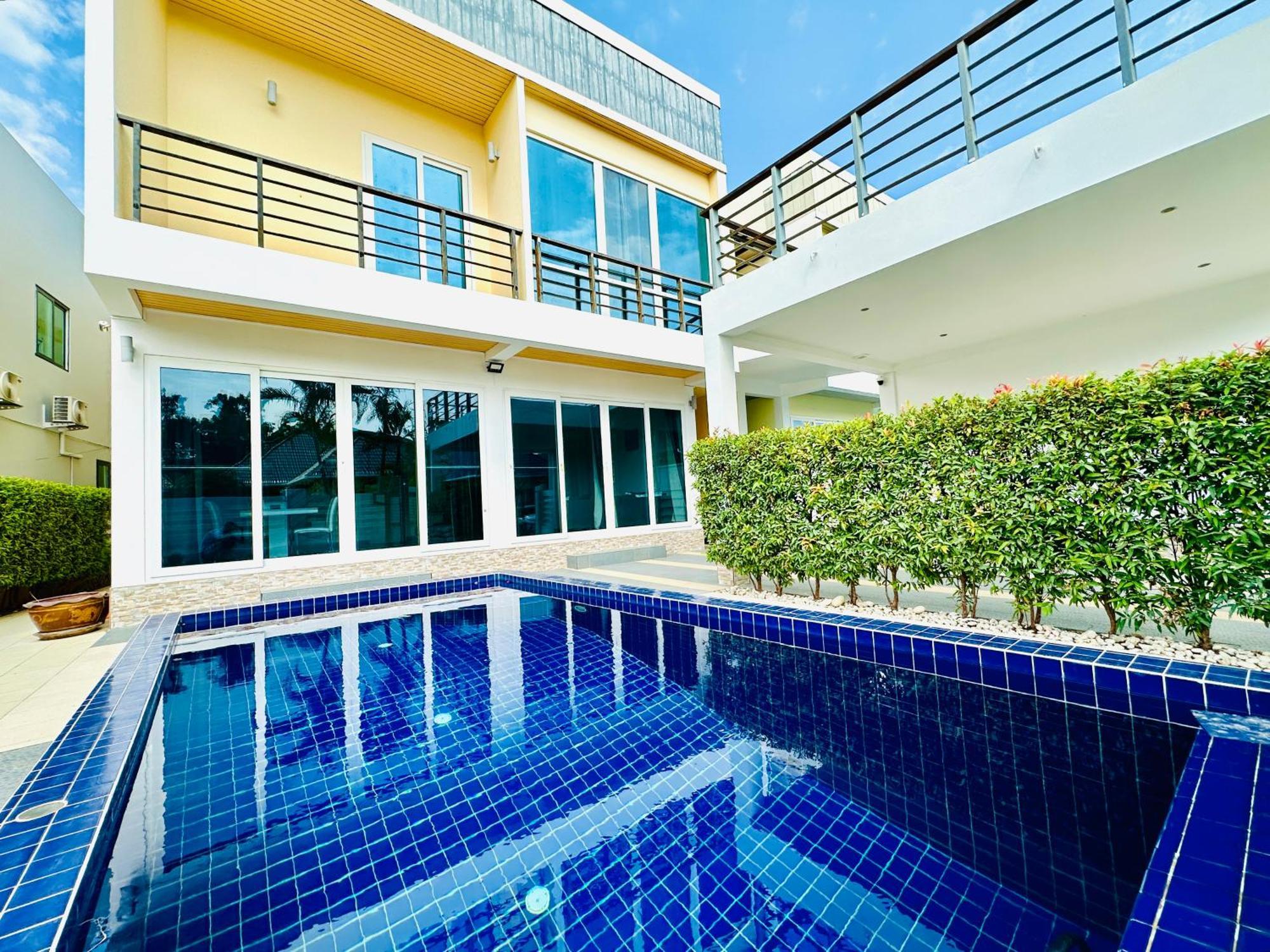 3bd & Pool - - Nai Harn Villa Rawai