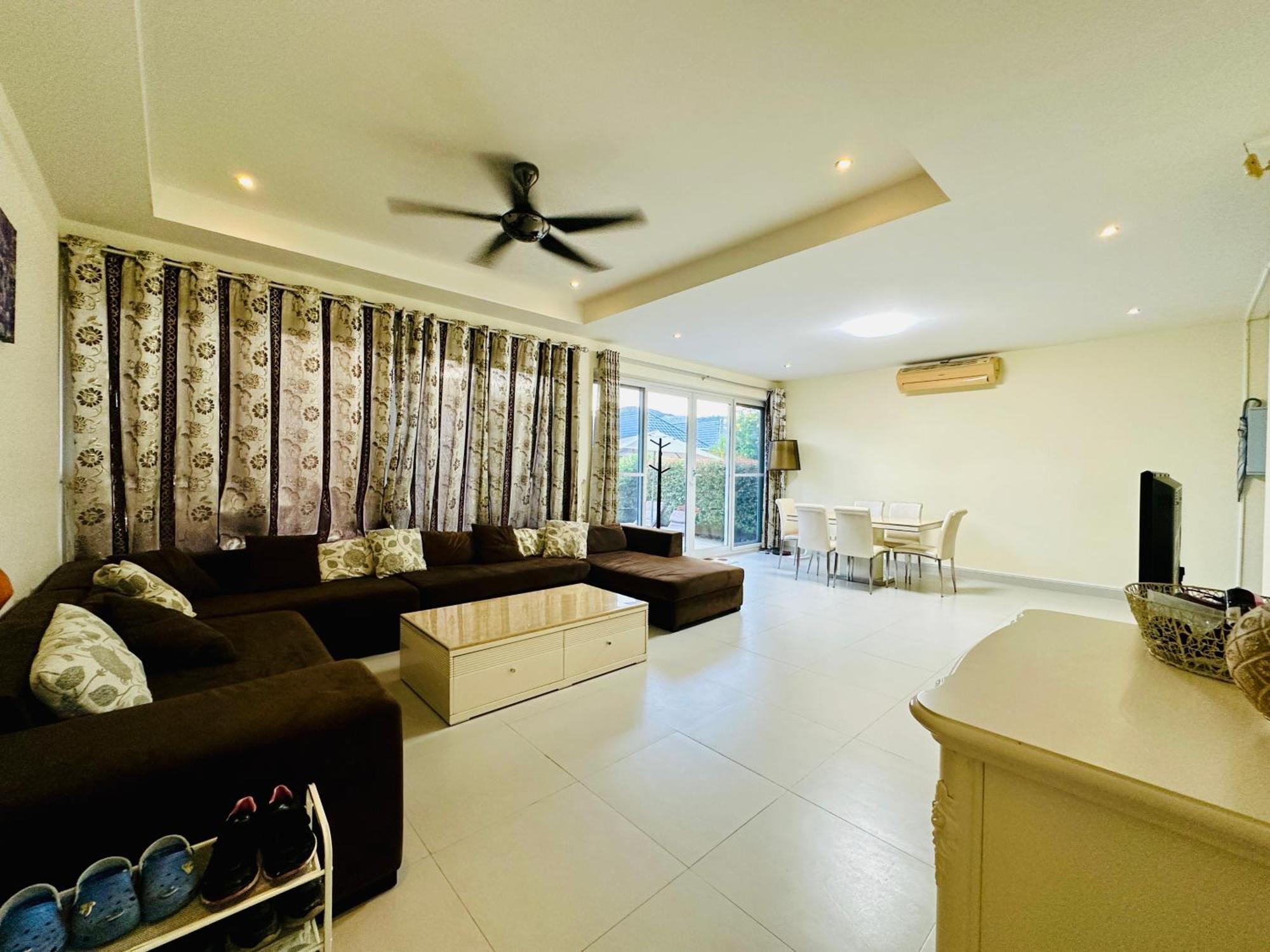 3bd & Pool - - Nai Harn