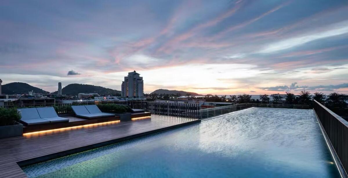 City-center Pool Cozy Apartment *