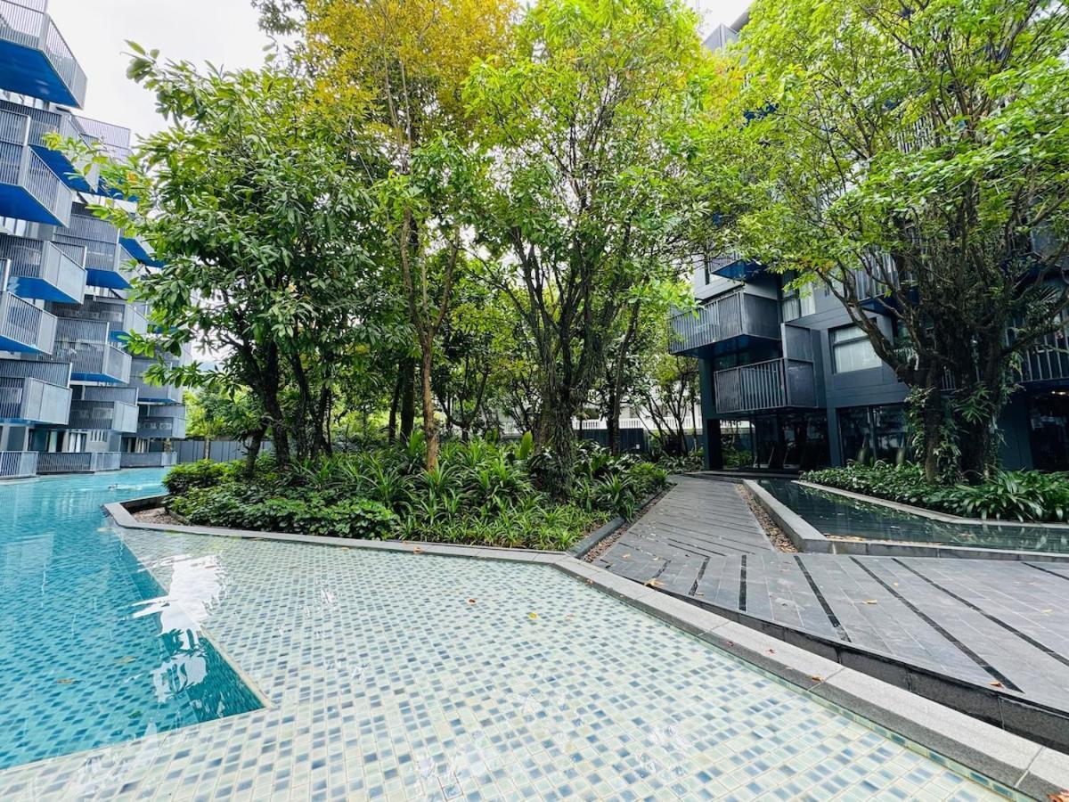 City-center Pool Cozy Apartment *