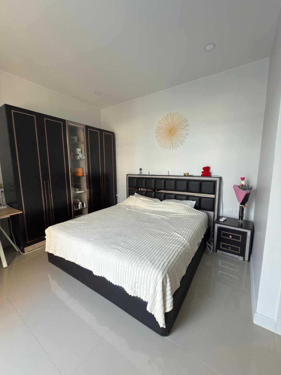 Family With Private Swimming Pool Phuket Villa Ban Riang