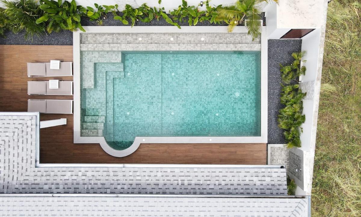 Villa Two-bedroom With Salt Pool In Hapai *