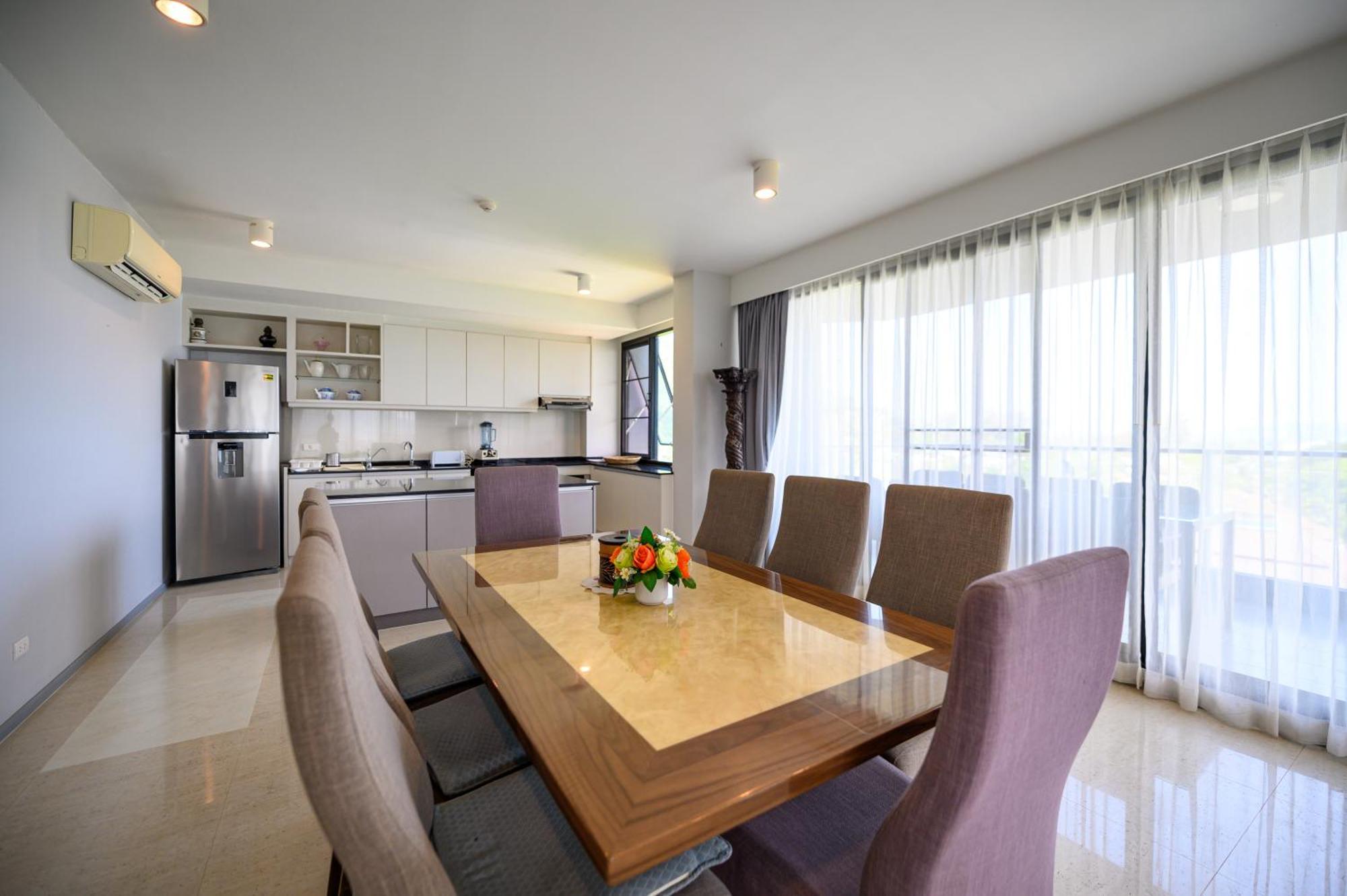 6th Avenue Aparthotel 4*