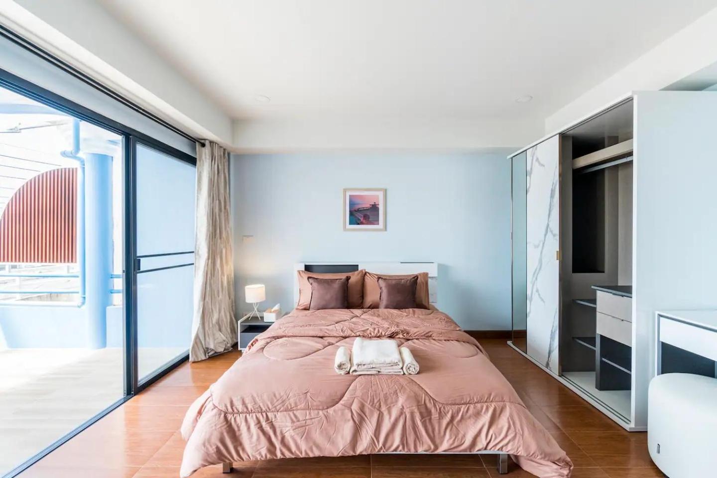 Enjoy Sunset Rainbow Alley - Wow Townhouse At Hill Patong