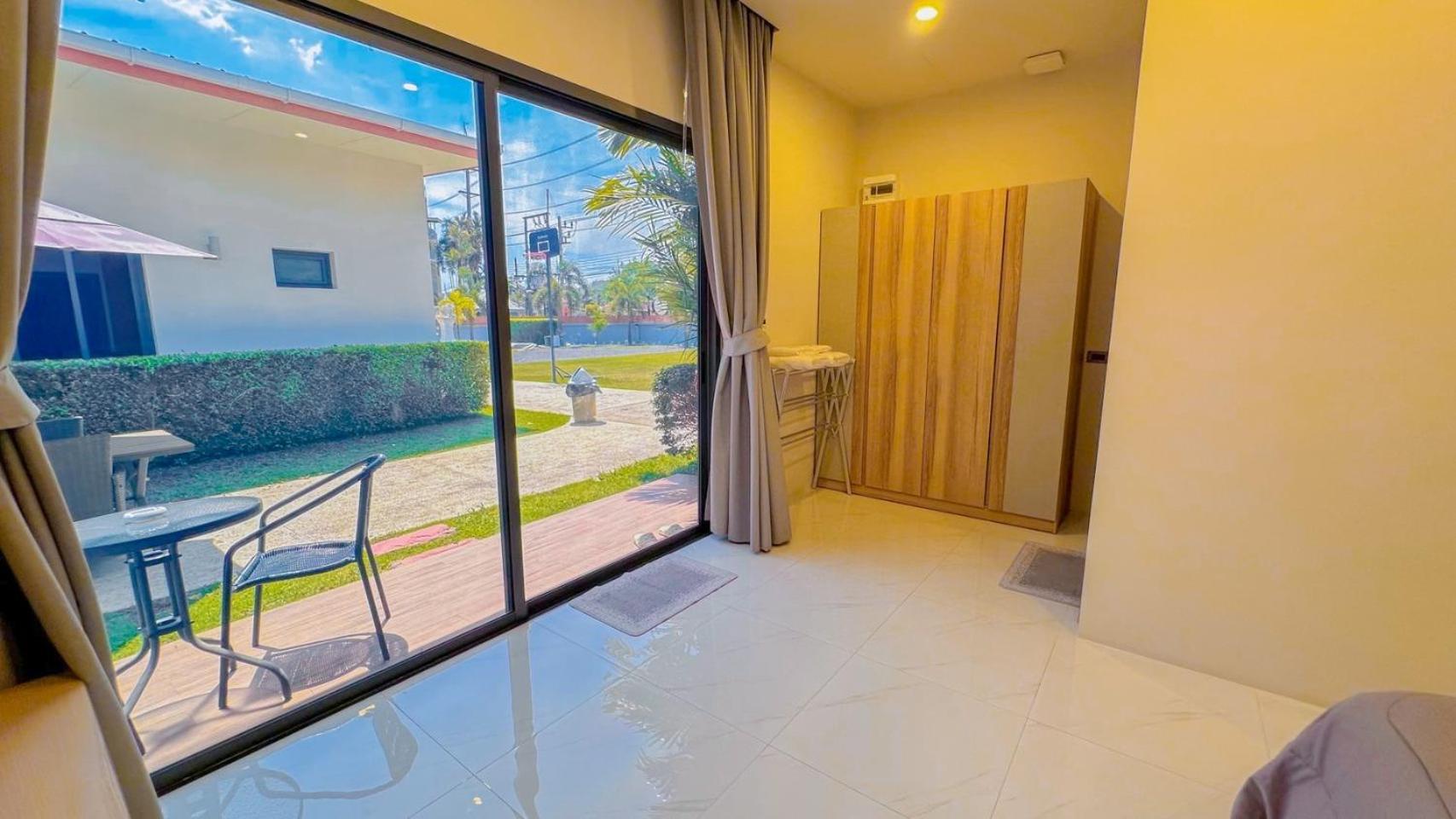 The Memories Hill Phuket Casa de hóspedes *