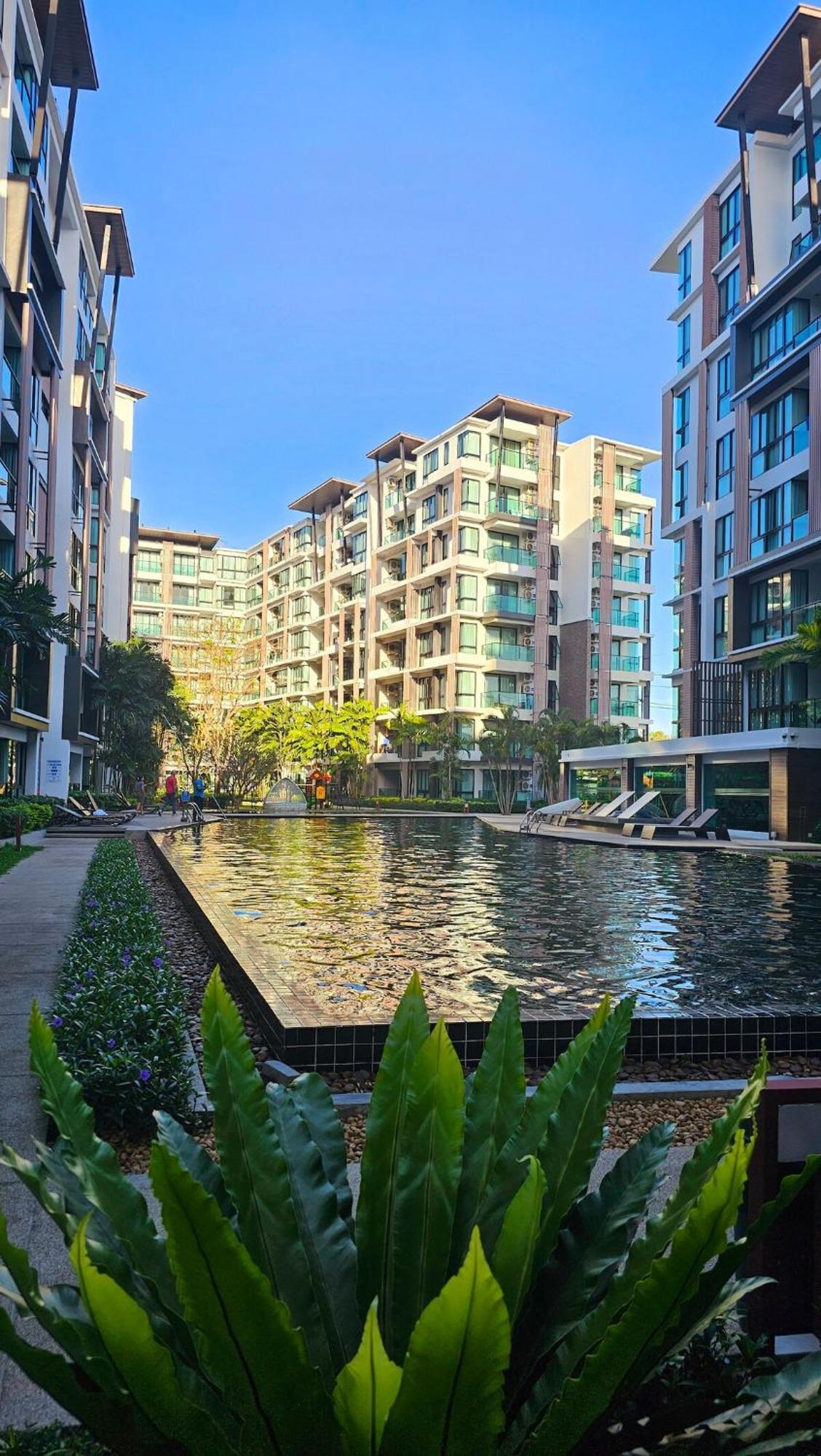 Apartment Tropical Oasis For Digital Nomads, Nai Yang