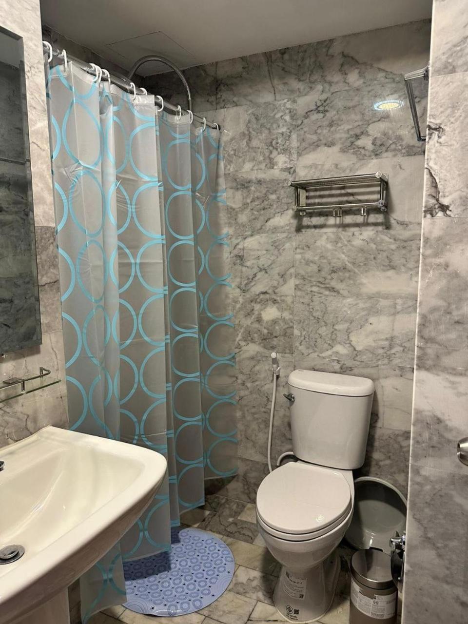Apartment New In 777 *