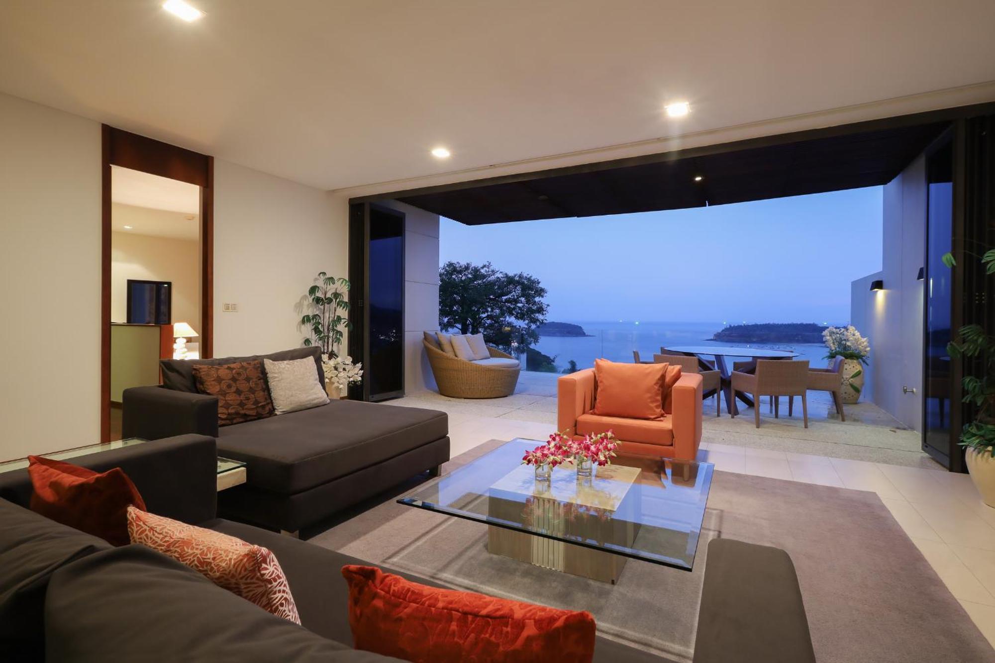 Panoramic View The Heights Kata B1 Apartment Ban Karon
