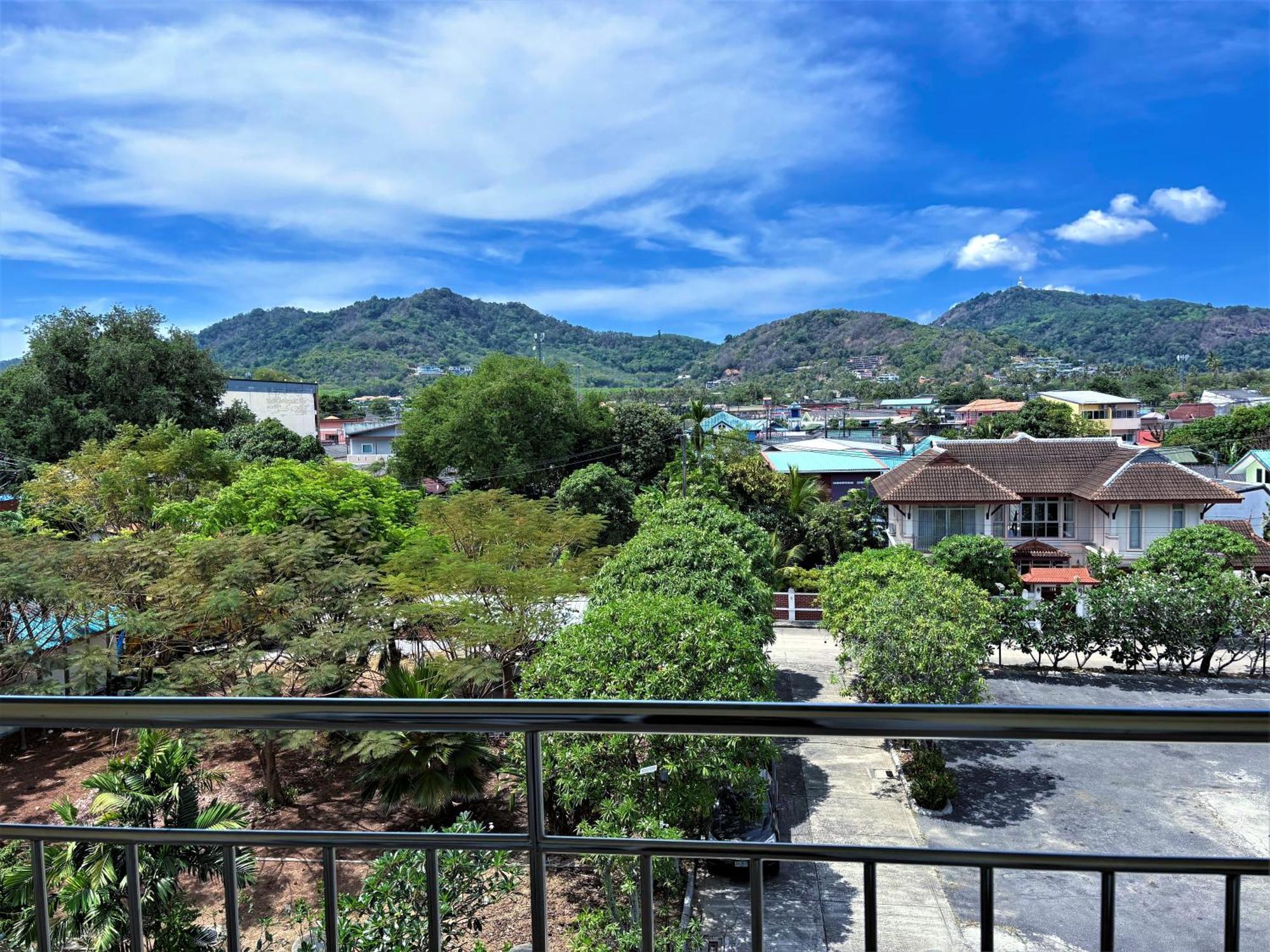 Blue Grand And In Chalong Phuket By Dayuu Resort 5*