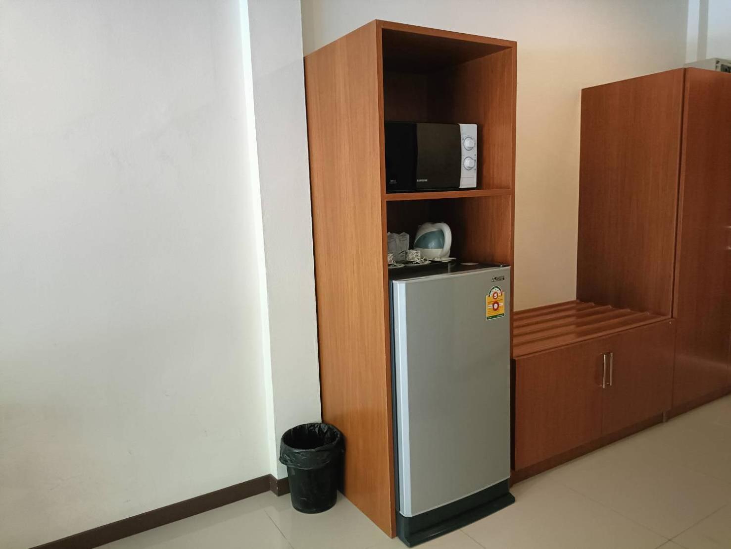 Oya International Phuket 4*