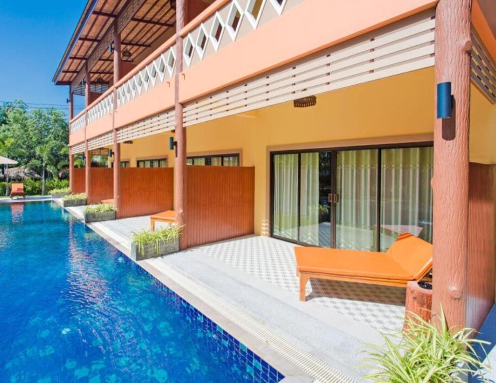 Oya International Phuket