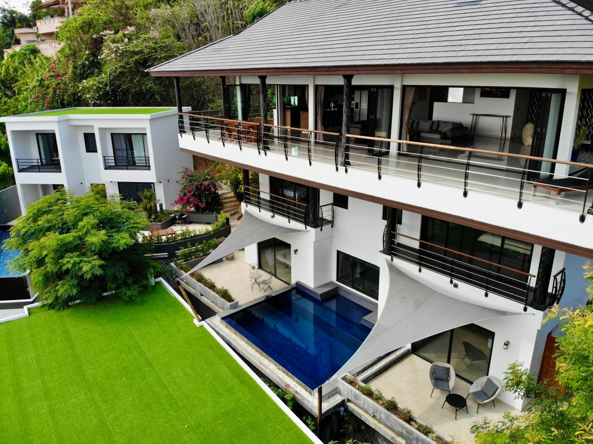 Apartment Infinity Pool At Viewpoint