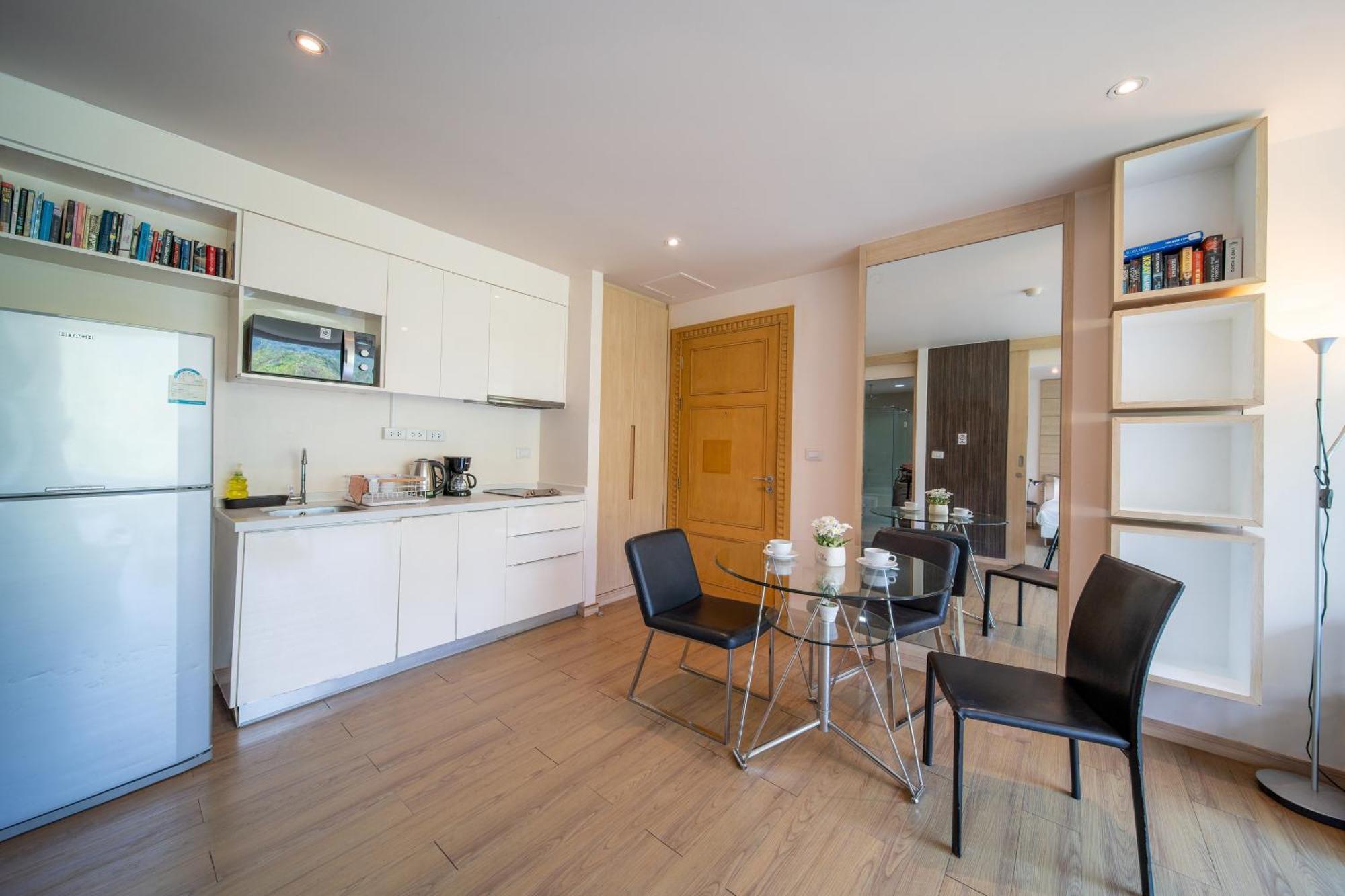 Apartment A New Experience Of Private Vacation And Work In *