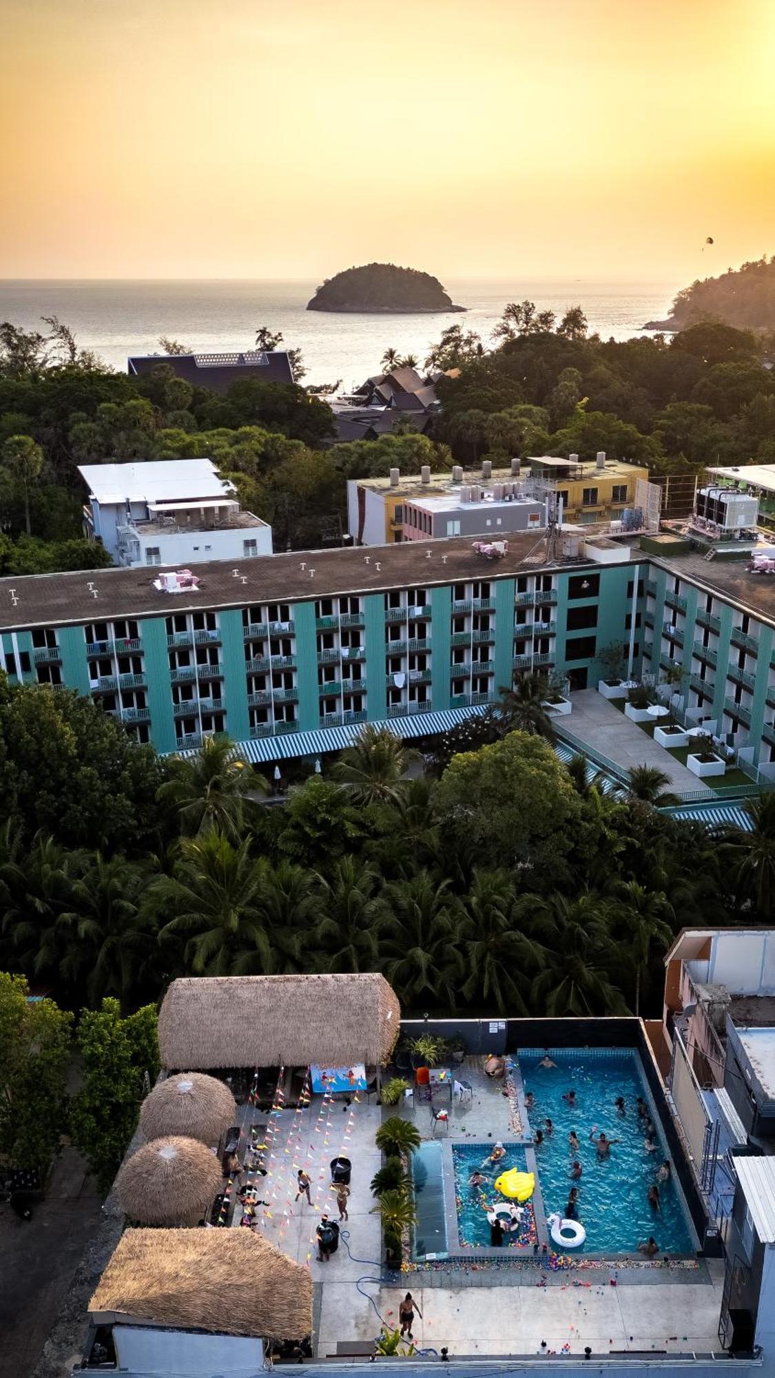 Hostel Ebs Phuket *