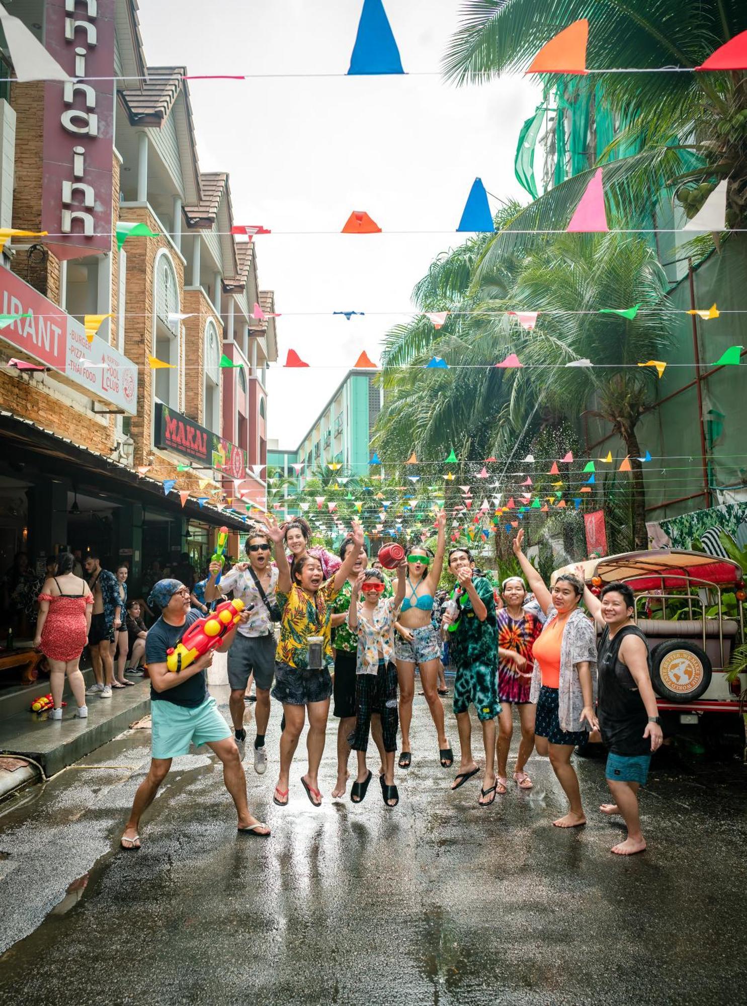 Ebs Phuket Ban Karon