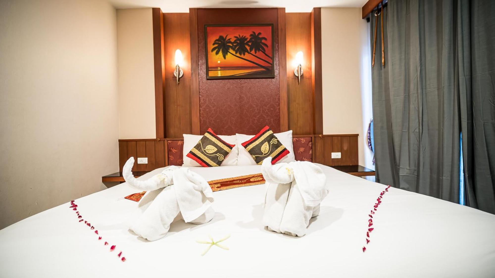Hemingways Hotel 3*