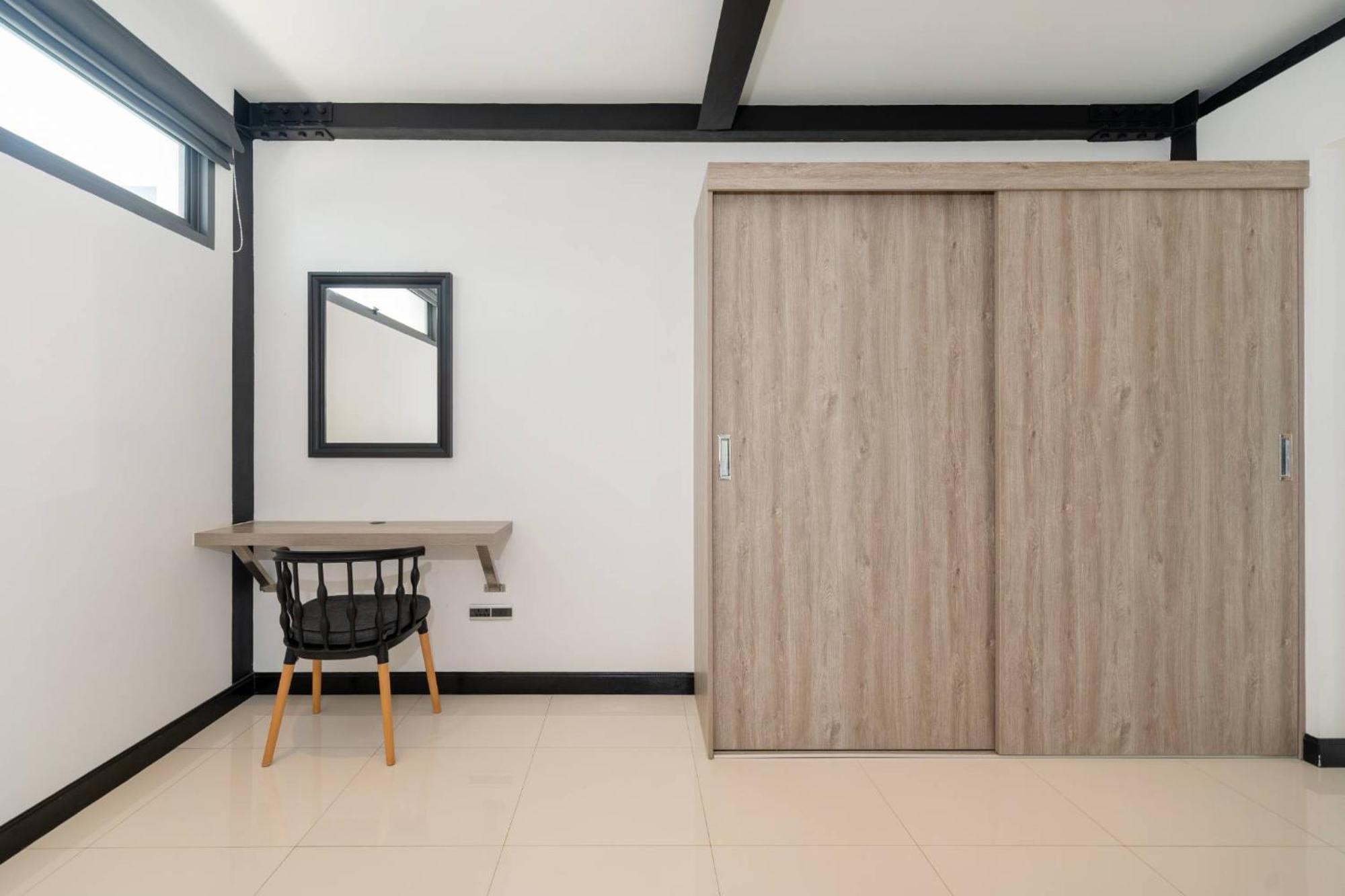 New & Modern, Loft Style 4br Sunset Garden 3, 12m Salt Pool, Just 10min Drive Naiharn Villa