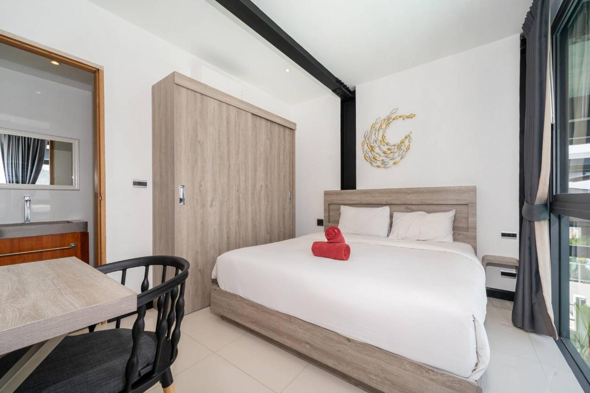 Villa New & Modern, Loft Style 4br Sunset Garden 3, 12m Salt Pool, Just 10min Drive Naiharn