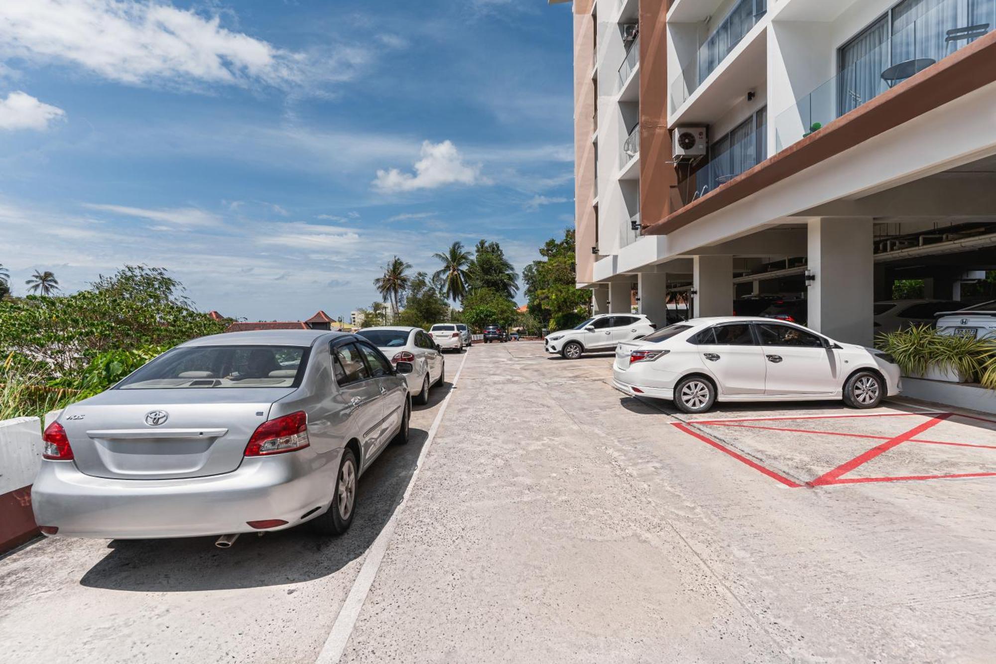 Hill View Karon