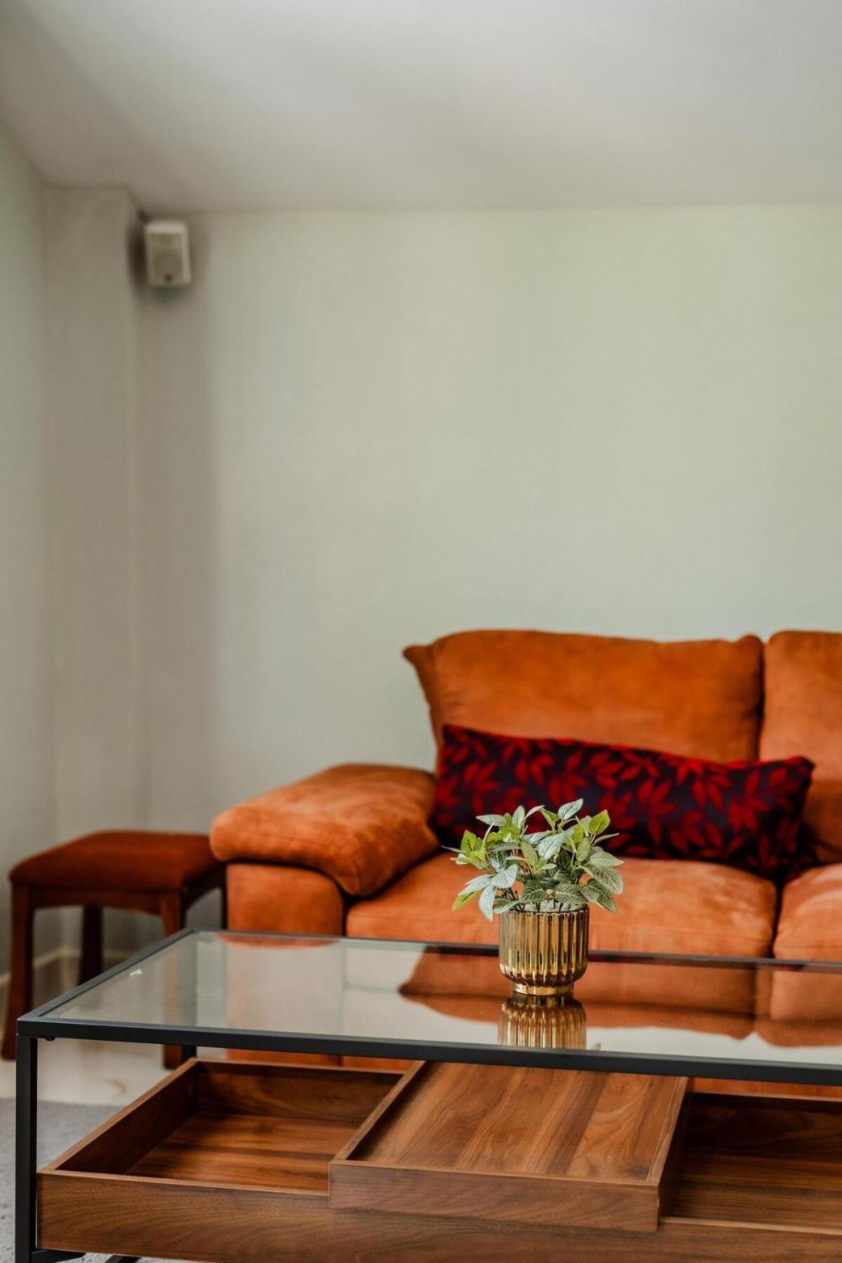 Flora 2 Bedroom House,near Naiharn - Rawai * Ban Saiyuan