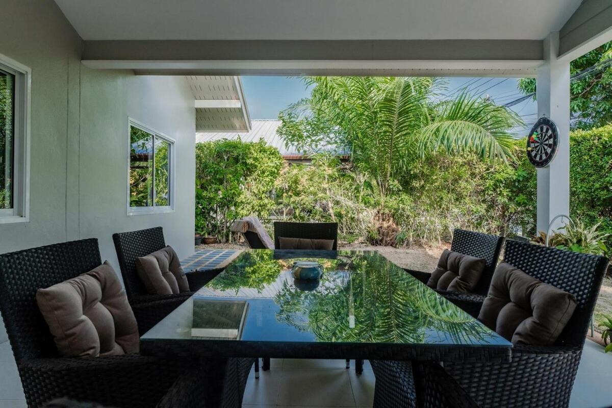 Flora 2 Bedroom House,near Naiharn - Rawai Holiday home Ban Saiyuan