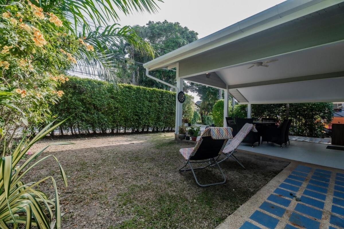 Flora 2 Bedroom House,near Naiharn - Rawai Holiday home