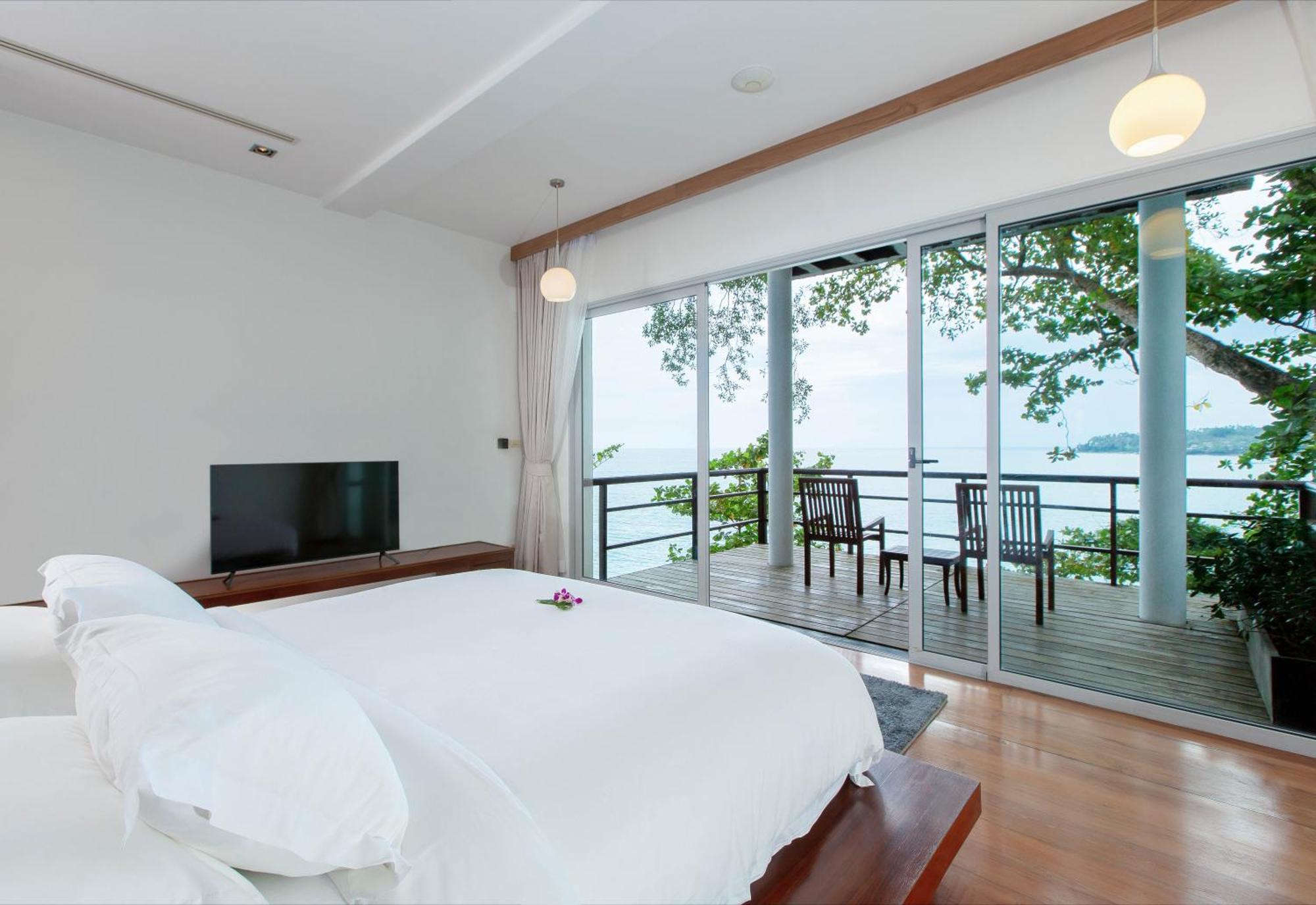 Laemsingh 2 Oceanfront Fully Serviced Villa *