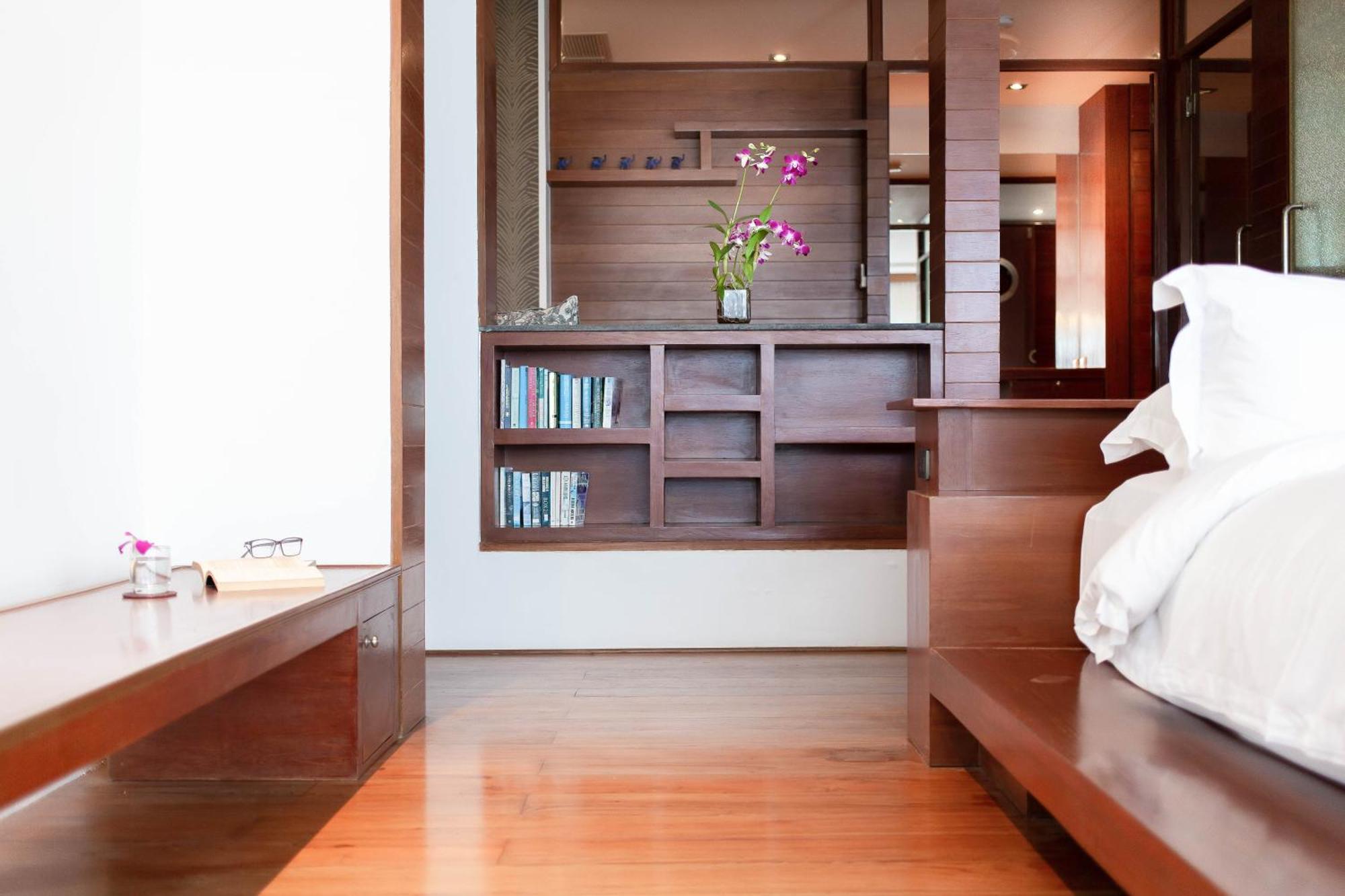 Laemsingh 2 Oceanfront Fully Serviced *