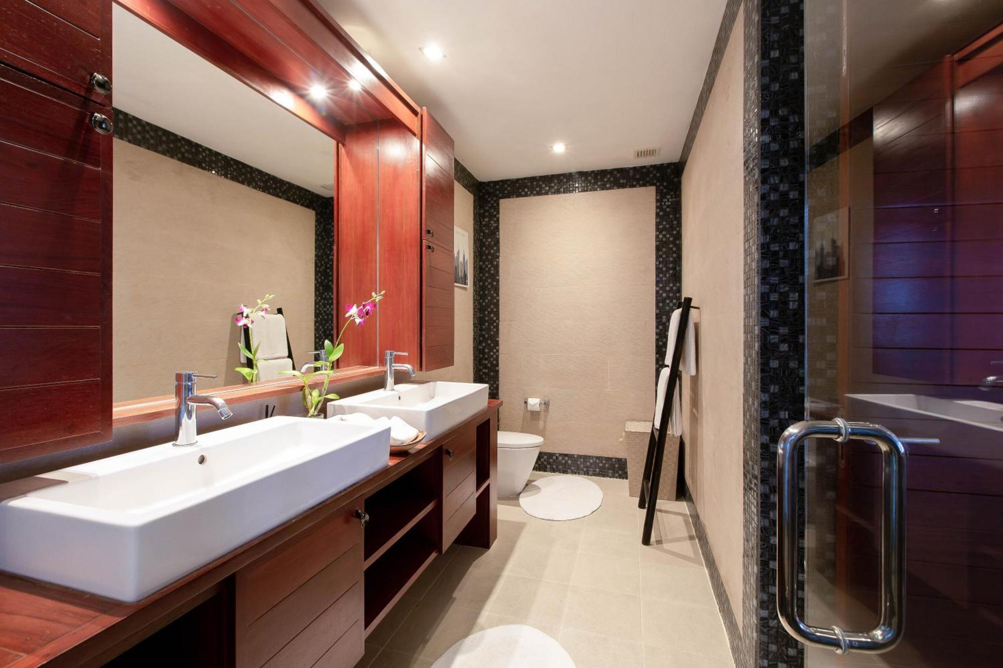 Laemsingh 2 Oceanfront Fully Serviced Villa