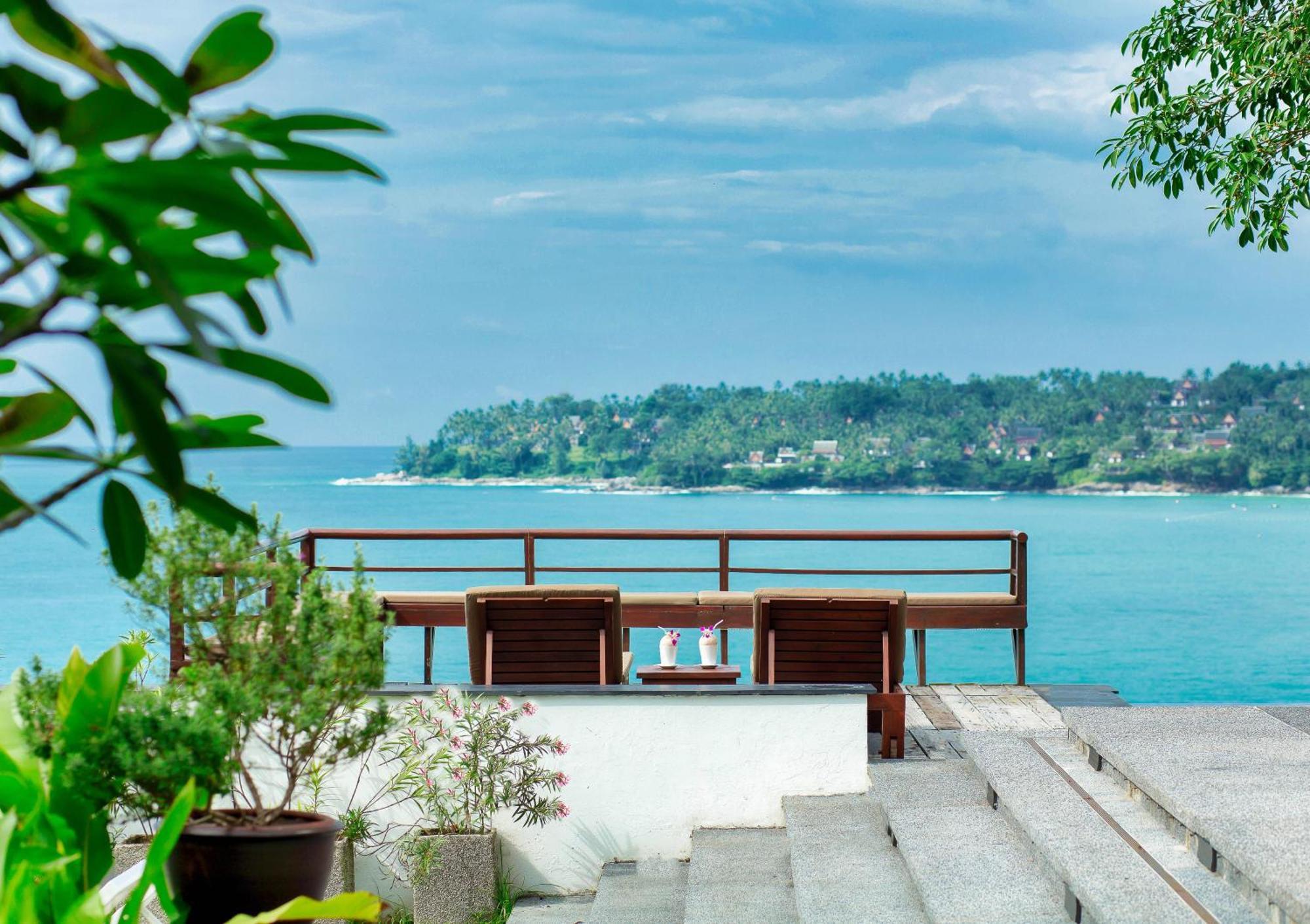Laemsingh 2 Oceanfront Fully Serviced * Surin Beach (Phuket)