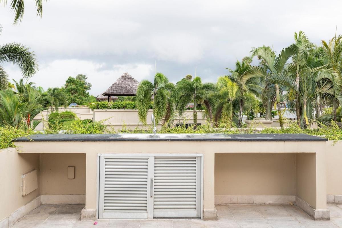 Sophie Bangtao Villa