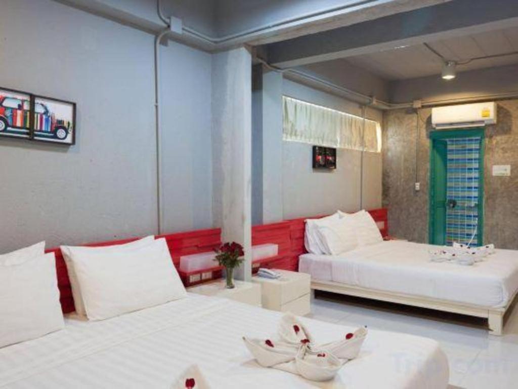 Oyo 292 The Oddy Hip Hotel Patong
