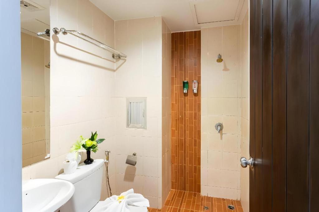 Tanawan Phuket Hotel Patong