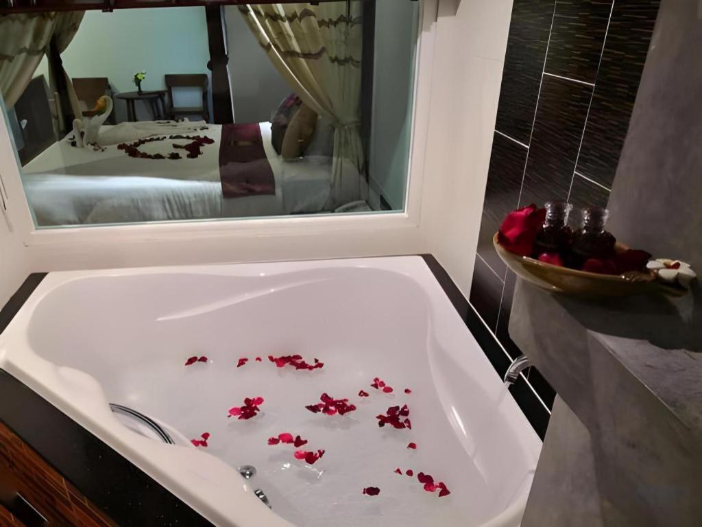 Hotel Tanawan Phuket