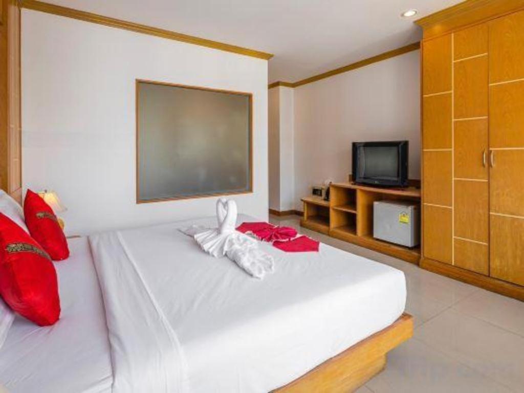 Azure Phuket Hotel Patong