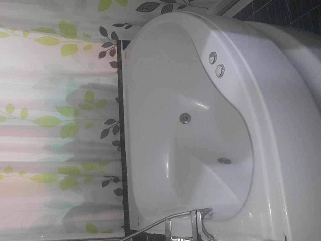 Ilmare Place 2*