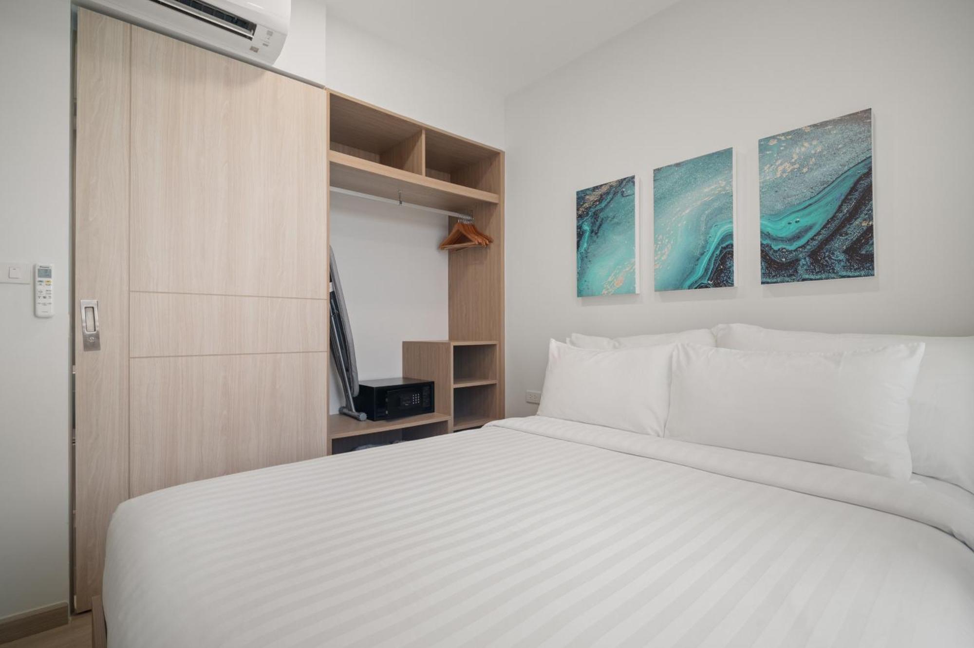 Skypark Aurora By Banyan Living Apartment *