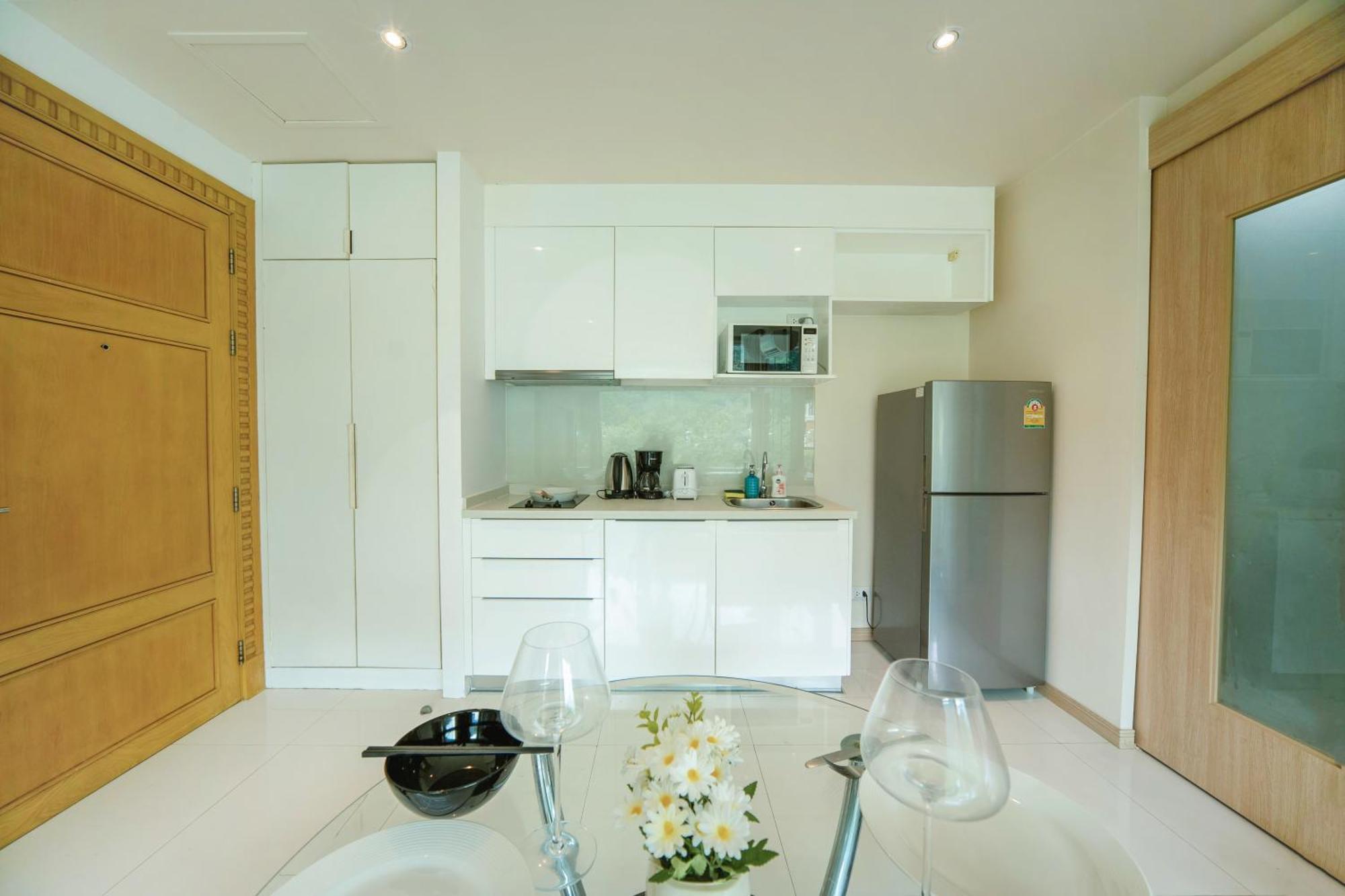 Apartment A New Experience Of Private Vacation And Work In