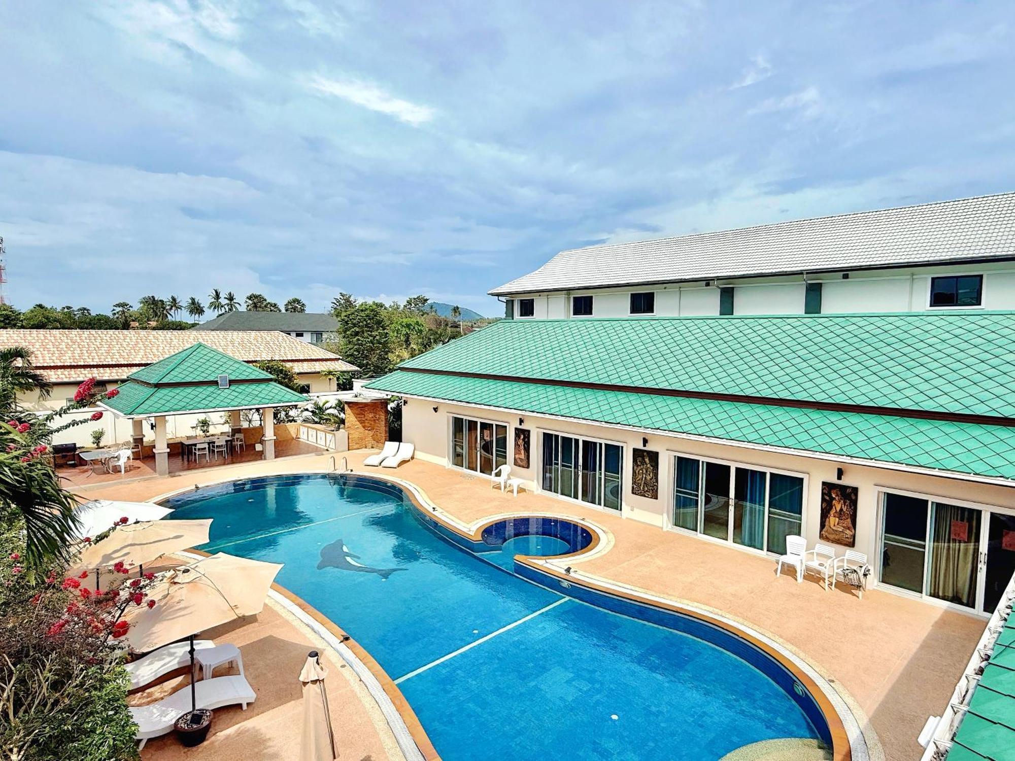 Chuan Pool Phuket * Rawai